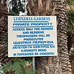 Limnaria Oasis 207 - 1 Bedroom Poolside And Retreat Daire *